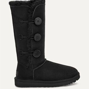 ☃️UGG BAILEY BUTTON TRIPLET BOOTS☃️